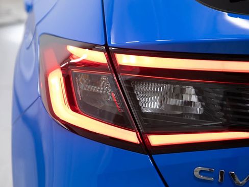 Used 2024 Honda Civic Sport Touring image 18