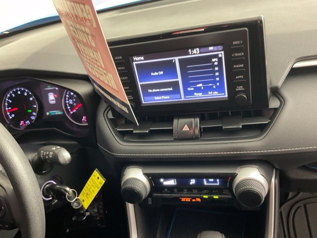 Used 2019 Toyota RAV4 LE AWD/4WD image 22