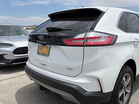 Used 2023 Ford Edge SEL w/ Convenience Package AWD/4WD image 4