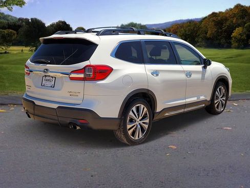 Used 2021 Subaru Ascent Touring image 4