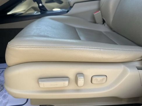Used 2017 Acura RDX AWD w/ Technology Package image 16