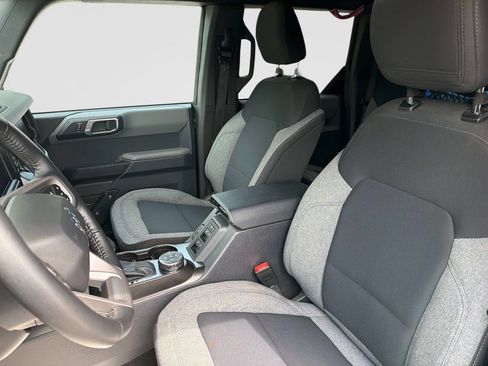 Used 2023 Ford Bronco Big Bend w/ Sasquatch Package AWD/4WD image 21