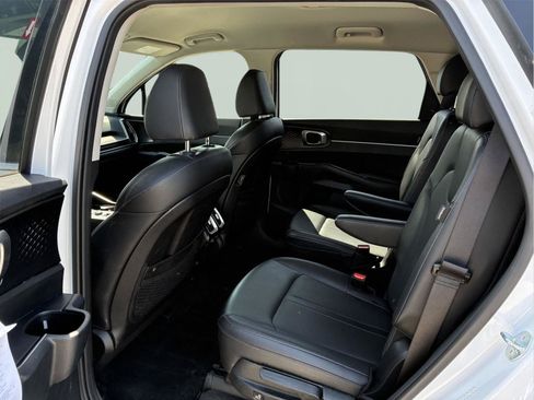 Used 2025 Kia Sorento X-Line EX AWD/4WD image 15