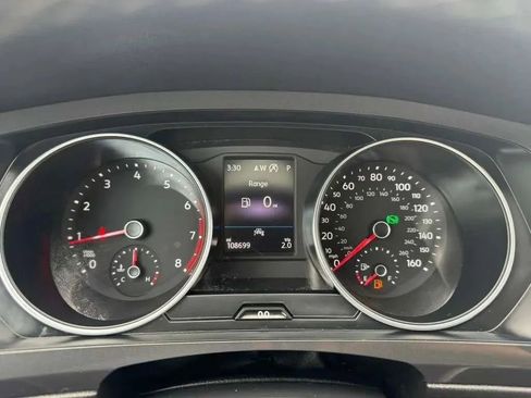 Used 2021 Volkswagen Tiguan SE AWD/4WD image 25