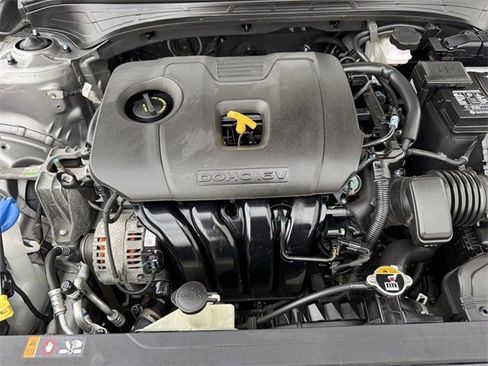 Used 2023 Kia Forte GT-Line image 32