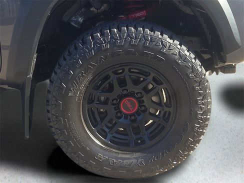 Certified 2022 Toyota Tacoma TRD Pro image 10