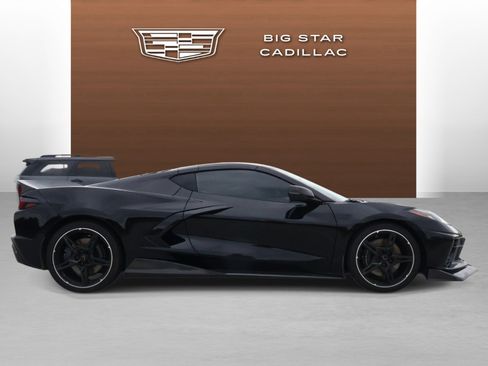 Used 2023 Chevrolet Corvette Stingray Preferred Cpe w/ Z51 Performance Package RWD image 6