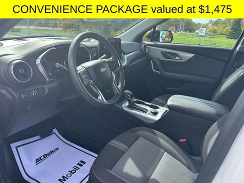 Used 2023 Chevrolet Blazer LT w/ Convenience Package image 3