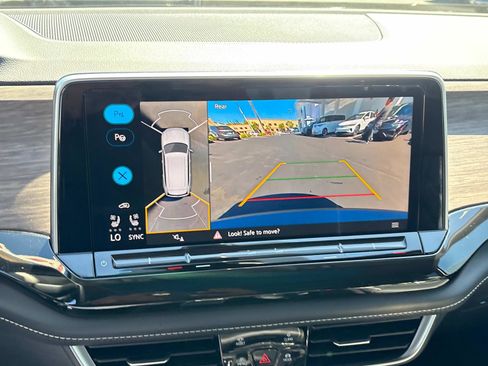 Used 2025 Volkswagen Atlas SEL Premium R-Line image 30