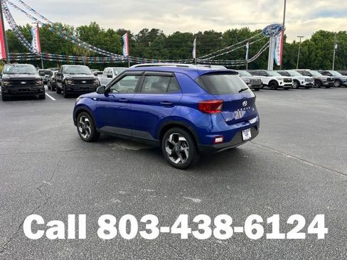 Used 2024 Hyundai Venue SEL FWD image 38