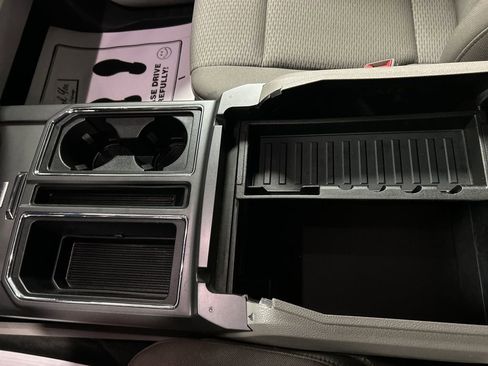 Used 2018 Ford F150 XLT w/ Equipment Group 302A Luxury image 21