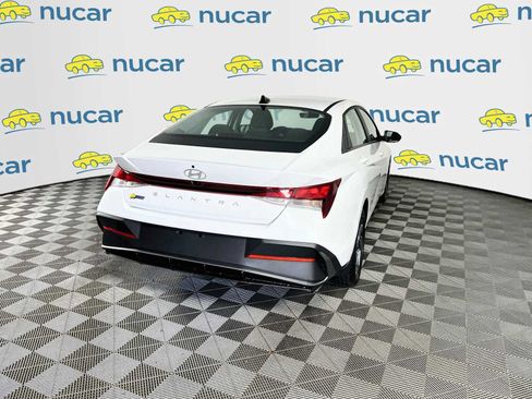 Certified 2024 Hyundai Elantra SEL FWD image 7