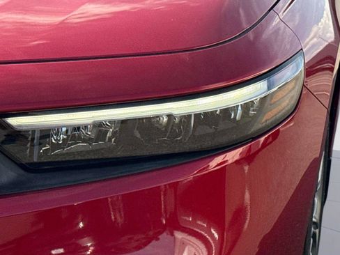 Used 2024 Honda Accord EX image 10