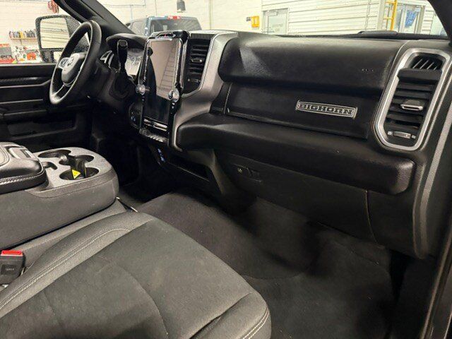 Used 2025 RAM 2500 Big Horn AWD/4WD image 9