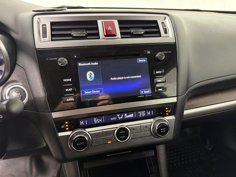 Used 2017 Subaru Outback 2.5i Limited image 15