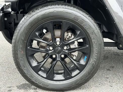 Used 2022 Jeep Wrangler Unlimited Sahara w/ Cold Weather Group image 8