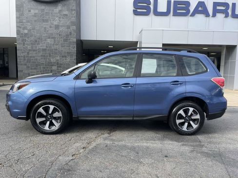 Used 2017 Subaru Forester 2.5i w/ Alloy Wheel Package image 2