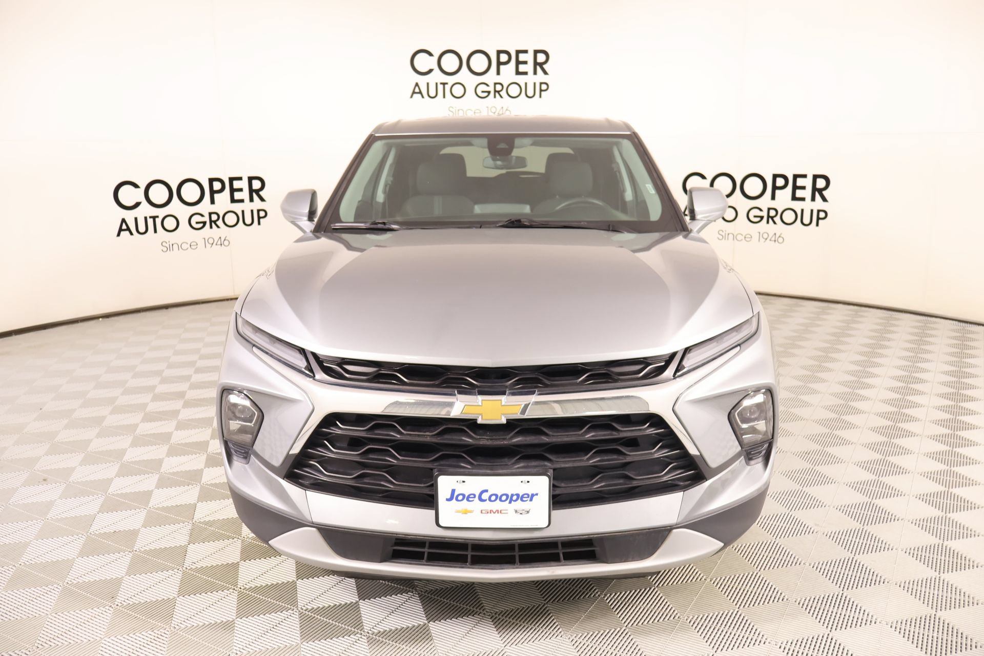 Used 2025 Chevrolet Blazer LT FWD image 9