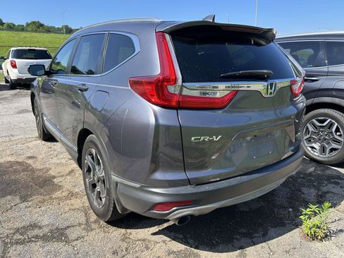 Used 2017 Honda CR-V Touring image 3