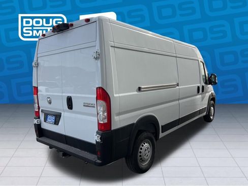 New 2026 RAM ProMaster 2500 w/ Convenience Group FWD image 7