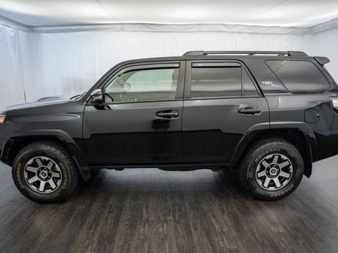 Used 2019 Toyota 4Runner TRD Off-Road Premium AWD/4WD image 7