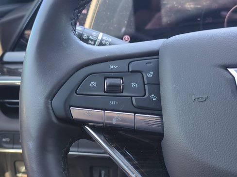 Used 2021 Cadillac Escalade Premium Luxury image 19