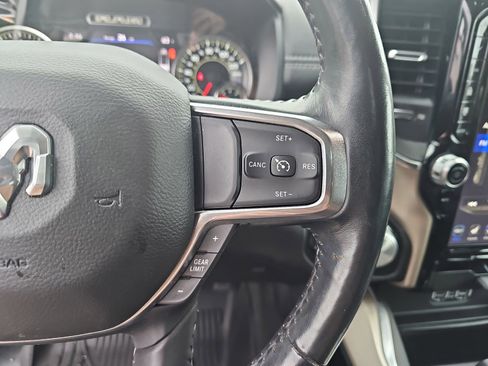 Used 2020 RAM 1500 Laramie AWD/4WD image 14