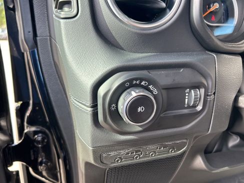 New 2025 Jeep Wrangler Sahara image 38