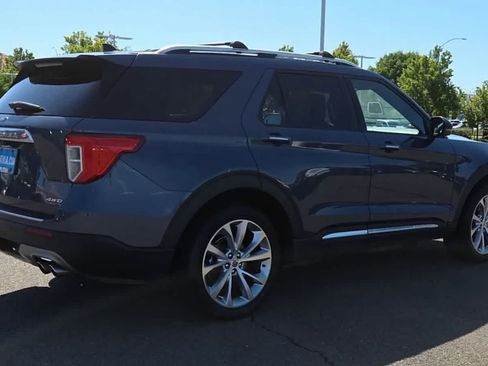 Used 2021 Ford Explorer Platinum w/ Equipment Group 601A AWD/4WD image 8