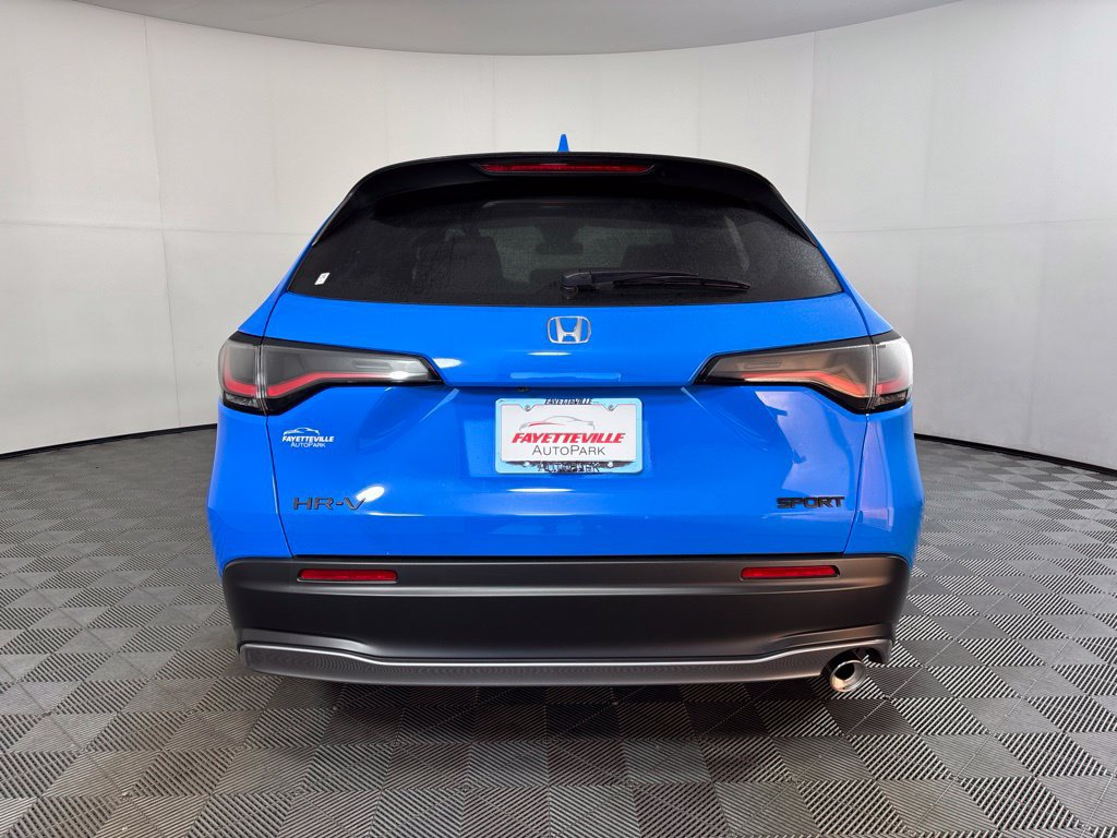 Used 2027 Honda HR-V Sport image 9