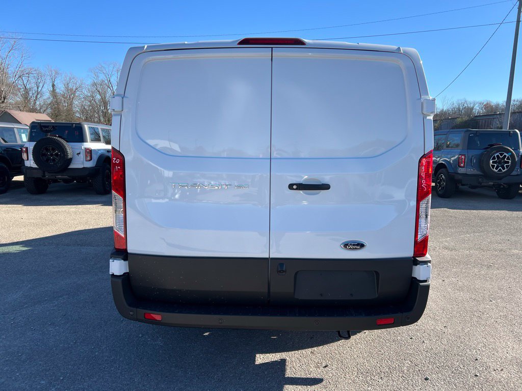 Used 2024 Ford Transit 150 Low Roof RWD image 7
