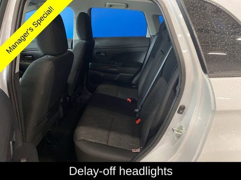Used 2025 Mitsubishi Outlander Sport ES AWD/4WD image 11