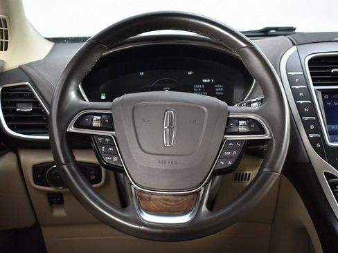 Used 2020 Lincoln Nautilus Reserve w/ Equipment Group 201A AWD/4WD image 16