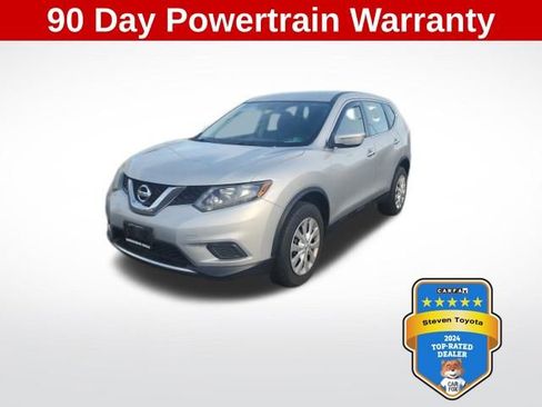 Used 2015 Nissan Rogue S image 1