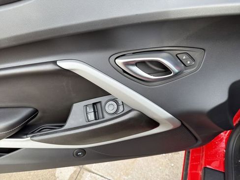 Certified 2023 Chevrolet Camaro LT w/ Technology Package image 15