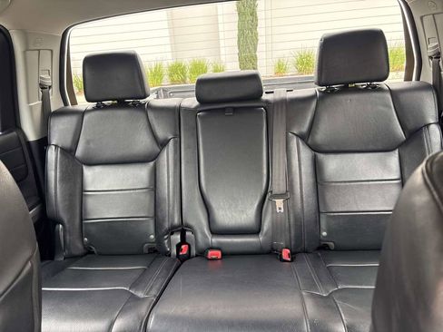 Used 2017 Toyota Tundra Limited w/ Limited Premium Package RWD image 30