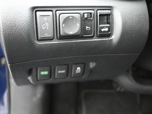 Used 2017 Nissan Sentra S w/ S Style Package image 21