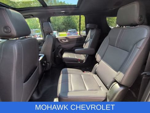 Used 2024 Chevrolet Suburban RST w/ Luxury Package AWD/4WD image 26