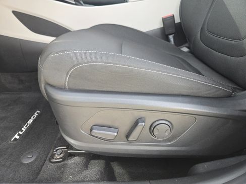 Used 2022 Hyundai Tucson SEL image 24