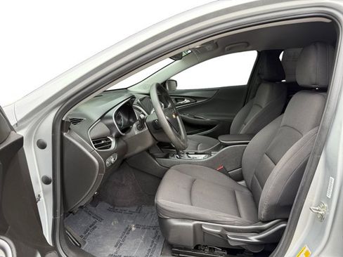 Used 2022 Chevrolet Malibu LS FWD image 10