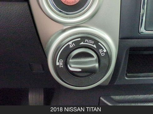 Used 2018 Nissan Titan SV AWD/4WD image 26