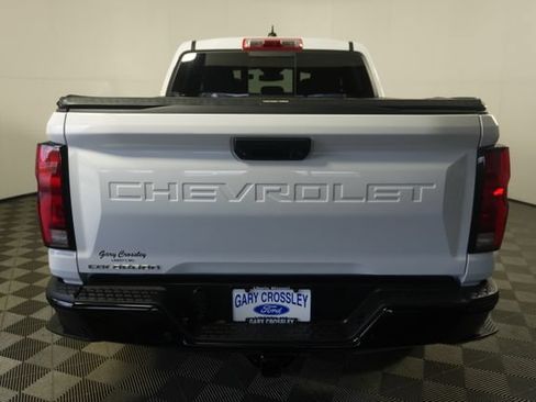 Used 2023 Chevrolet Colorado Z71 w/ Z71 Convenience Package 2 AWD/4WD image 4