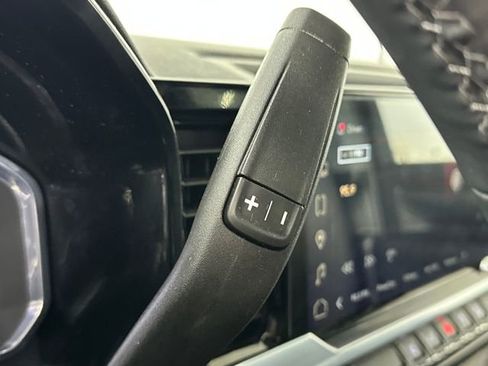 Used 2024 GMC Sierra 2500 SLE image 20