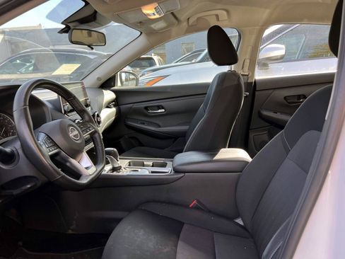 Used 2025 Nissan Sentra SV w/ All-Weather Package FWD image 15