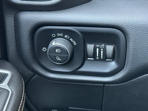 Used 2019 RAM 2500 Laramie AWD/4WD image 31