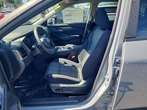New 2026 Nissan Rogue SV AWD/4WD image 11