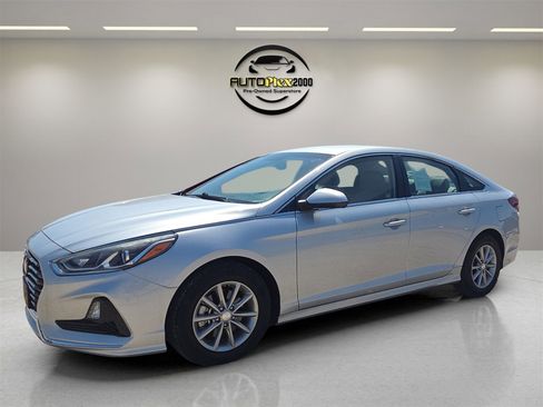 Used 2018 Hyundai Sonata ECO image 3