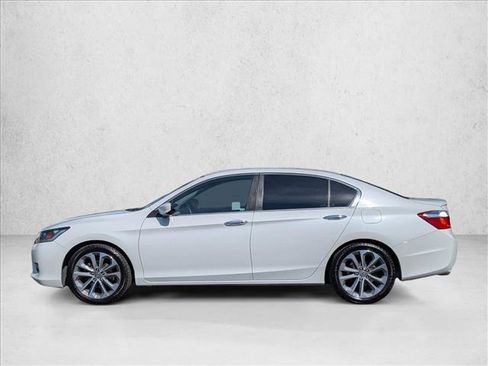 Used 2015 Honda Accord Sport image 9