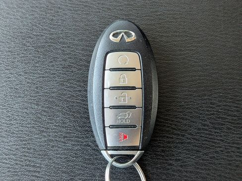 Used 2018 INFINITI QX80 2WD w/ Driver Assistance Package image 37