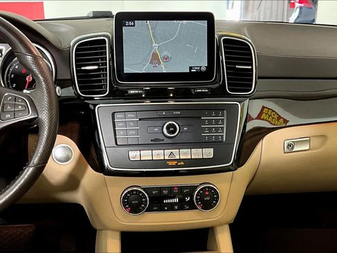 Used 2018 Mercedes-Benz GLS 450 4MATIC image 6